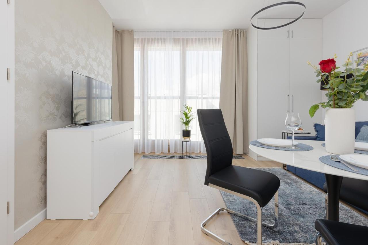 Warszawa Srodmiescie Bonifraterska Apartments By Noclegi Renters Ngoại thất bức ảnh
